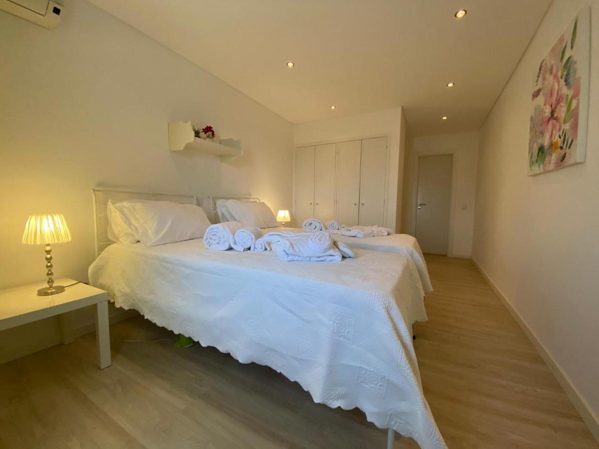 Os Reais - Apt In Front Of The Beach In Centeanes Carvoeiro  Exterior foto